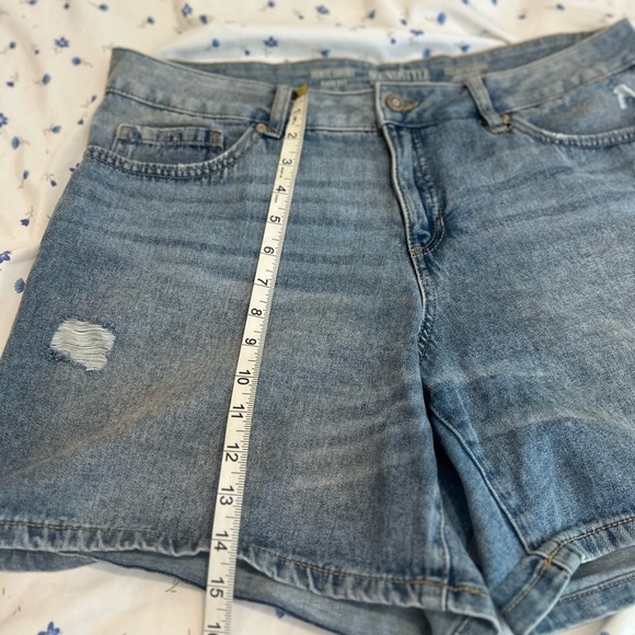 NWOT Women’s Sz: 16 Sound/ Style Easy Fit Tummy Control Distressed Jean Shorts. - Picture 4 of 15